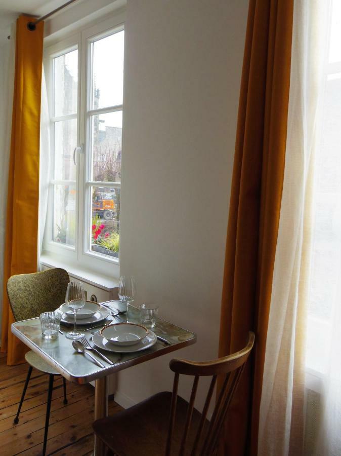 L'Otis Et Le Titouan Saint-Sauveur Apartamento Dinan Exterior foto
